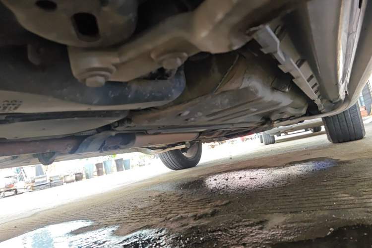 Used Volvo XC Classic 2014 T5 Luxury Edition Chassis Rear Right