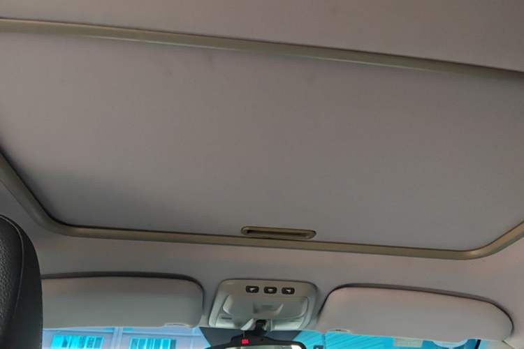 Used Volvo XC Classic 2014 T5 Luxury Edition Headliner