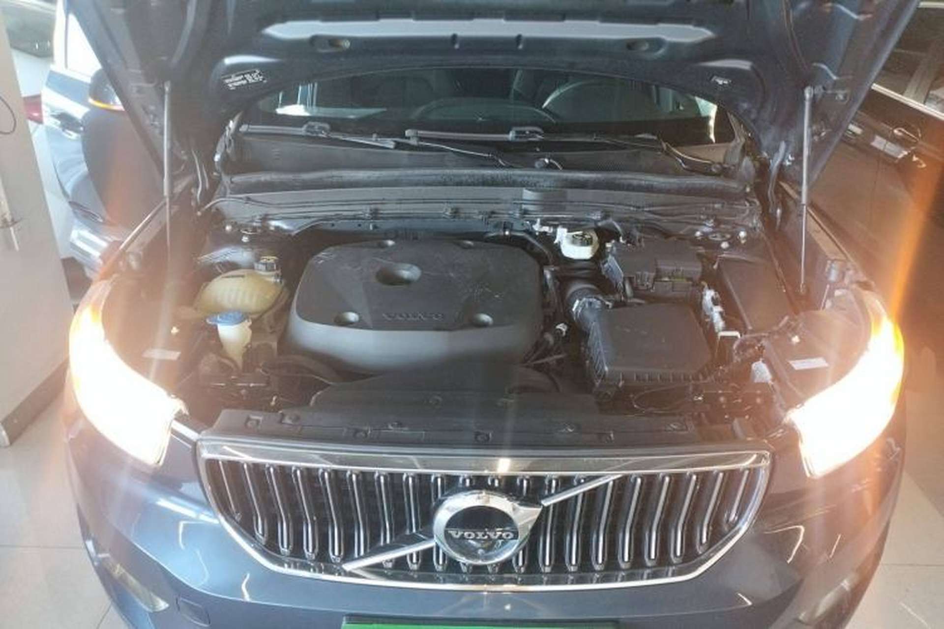 Used Volvo XC40 2020 T4 Four-Wheel Drive Smart Luxury Edition Engine Bay