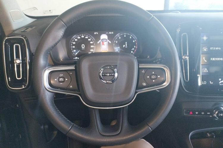 Used Volvo XC40 2020 T4 Four-Wheel Drive Smart Luxury Edition Steering Wheel
