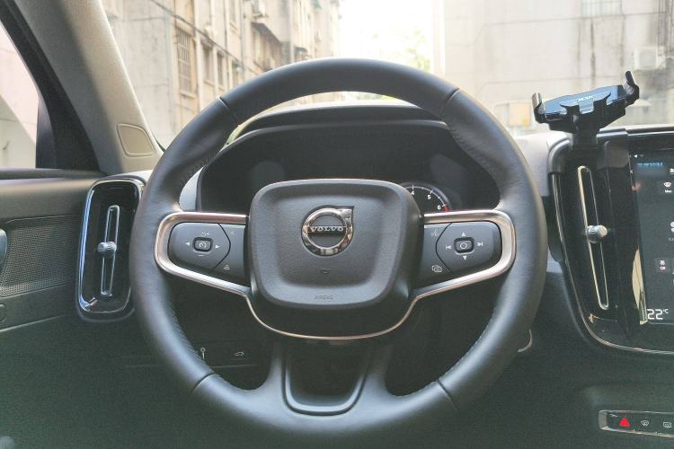 Used Volvo XC40 2021 T4 Four-Wheel Drive Smart Luxury Edition Steering Wheel