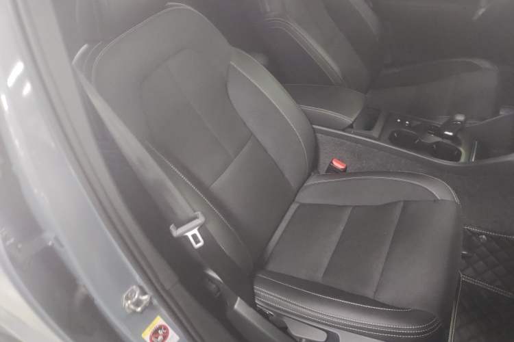 Used Volvo XC40 2020 T3 Smart & Stylish Edition Right Front Seat
