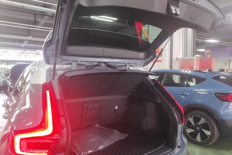 Used Volvo XC40 2020 T3 Smart & Stylish Edition Trunk