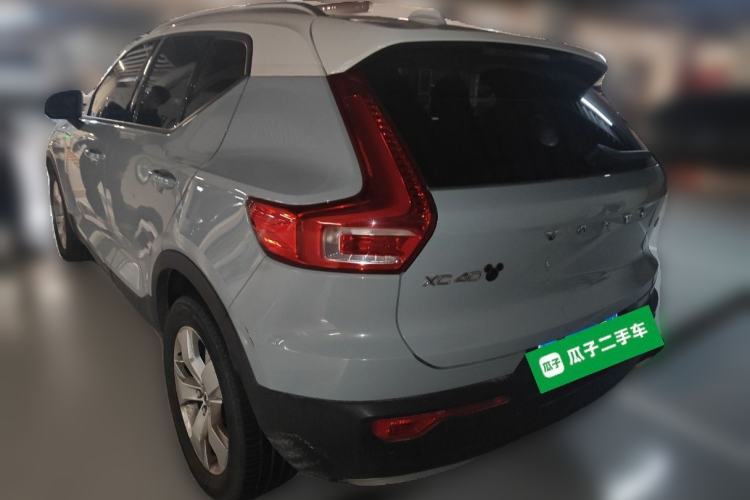 Used Volvo XC40 2019 T4 Four-Wheel Drive Midnight Amazon Blue Rear Left 45 Deg
