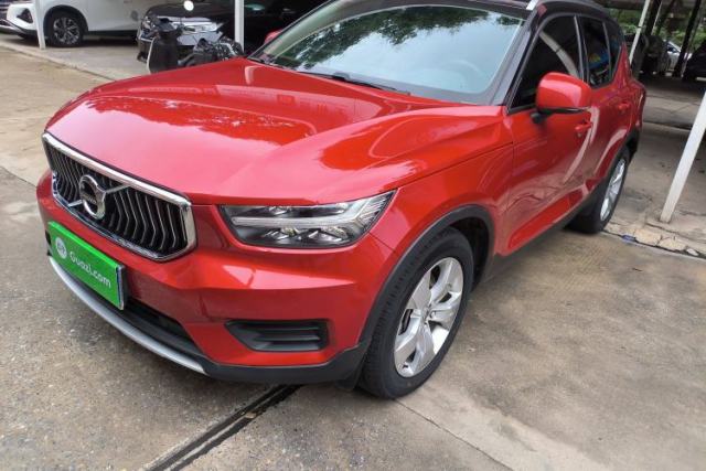 Used Volvo XC40 2019 T4 4x4 Midday Lava Red
