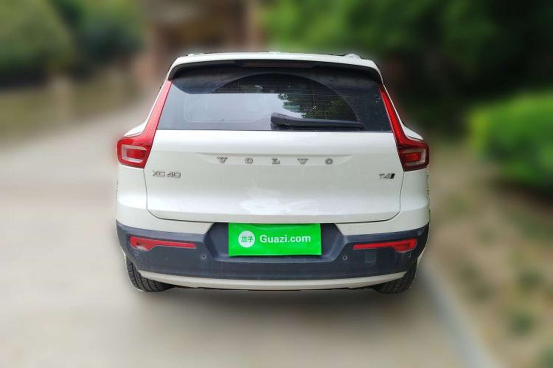 Used Volvo XC40 2019 T4 Four-Wheel Drive Dawn Ice White Rear