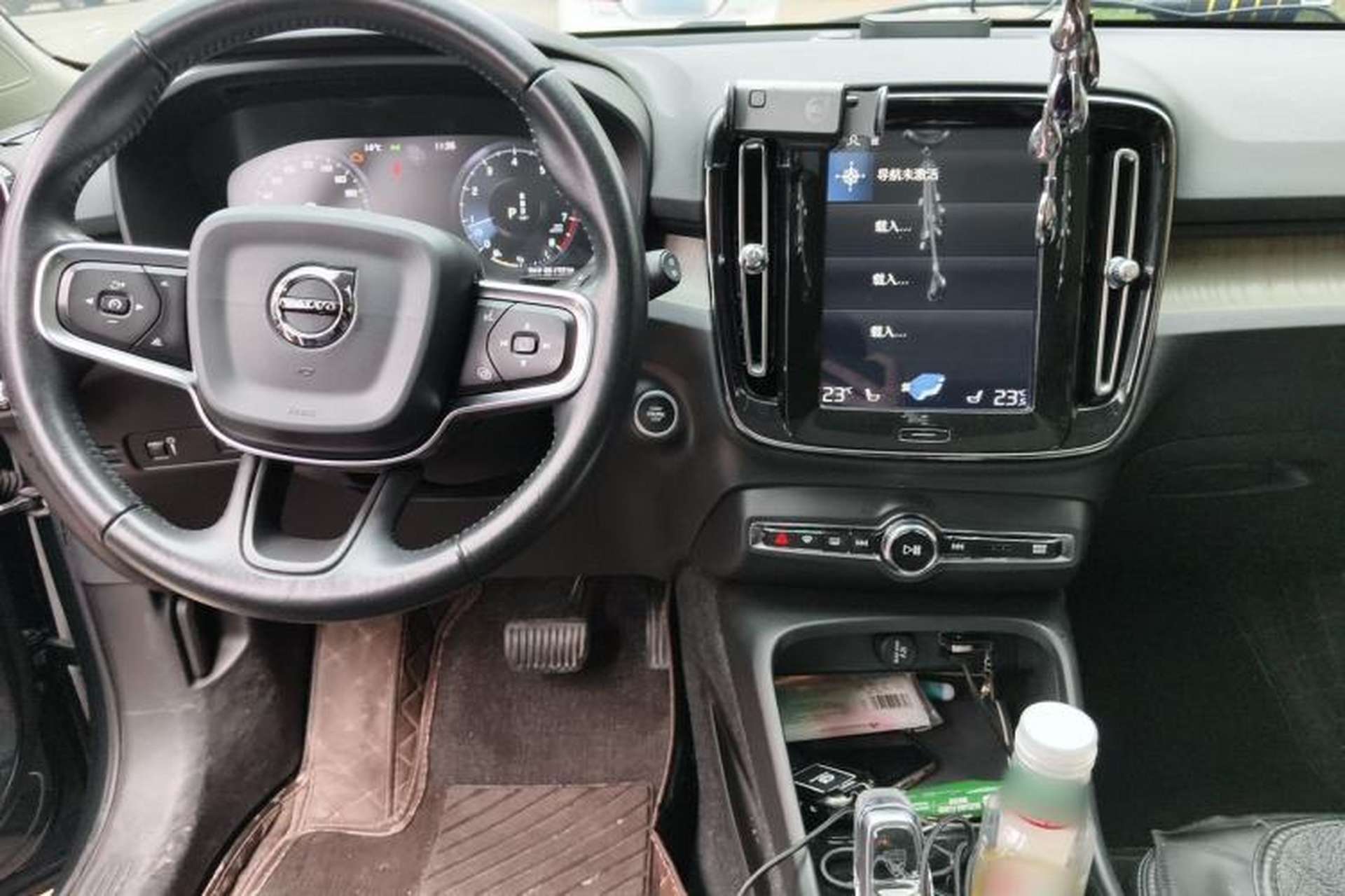 Used Volvo XC40 2020 T4 Four-Wheel Drive Smart Luxury Edition Center Console