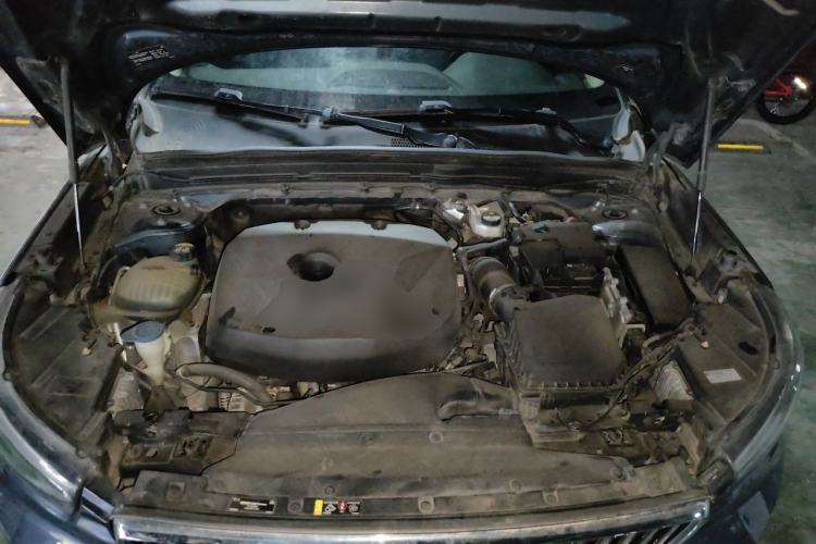Used Volvo XC40 2020 T4 Four-Wheel Drive Smart Luxury Edition Engine Bay