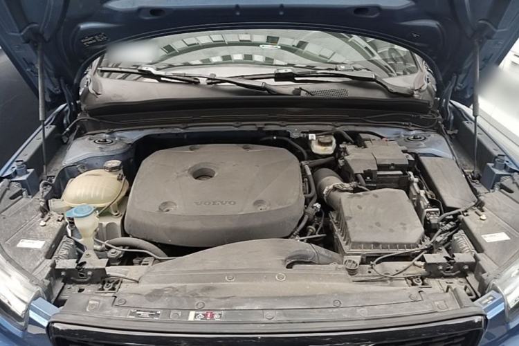Used Volvo XC40 2020 T4 Four-Wheel Drive Smart & Sporty Edition Engine Bay