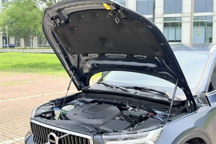 Used Volvo XC40 2020 T3 Zhiyuan Luxury Edition Engine Bay
