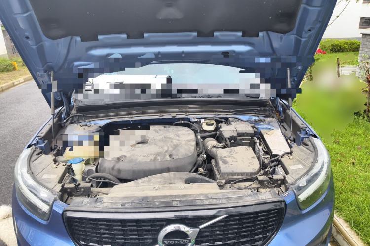 Used Volvo XC40 2020 T5 4x4 Zhiya Sport Edition Engine Bay
