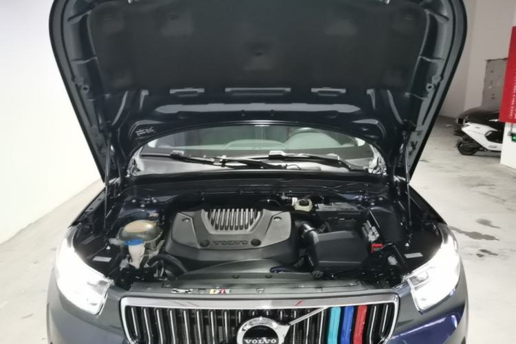 Used Volvo XC40 2020 T3 Smart & Stylish Edition Engine Bay