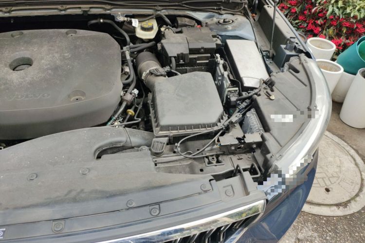 Used Volvo XC40 2020 T4 Four-Wheel Drive Smart Luxury Edition Engine Bay Left
