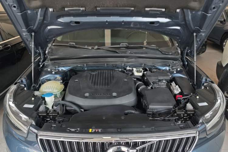 Used Volvo XC40 2020 T3 Zhiyuan Luxury Edition Engine Bay