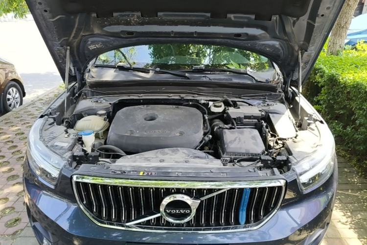 Used Volvo XC40 2020 T4 Four-Wheel Drive Smart Luxury Edition Engine Bay