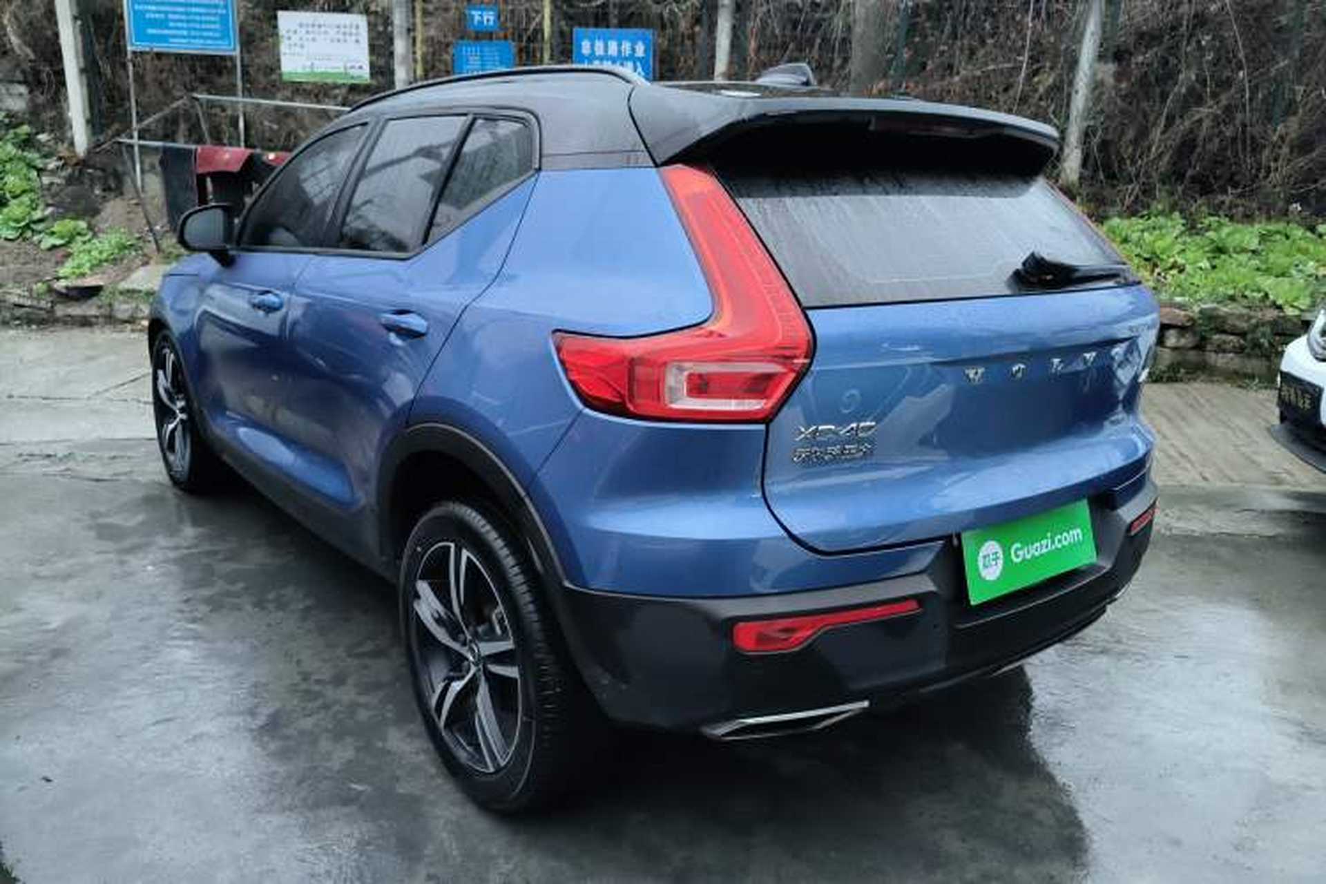 Used Volvo XC40 2020 T4 4x4 Smart Luxury Sport Edition Exterior 2