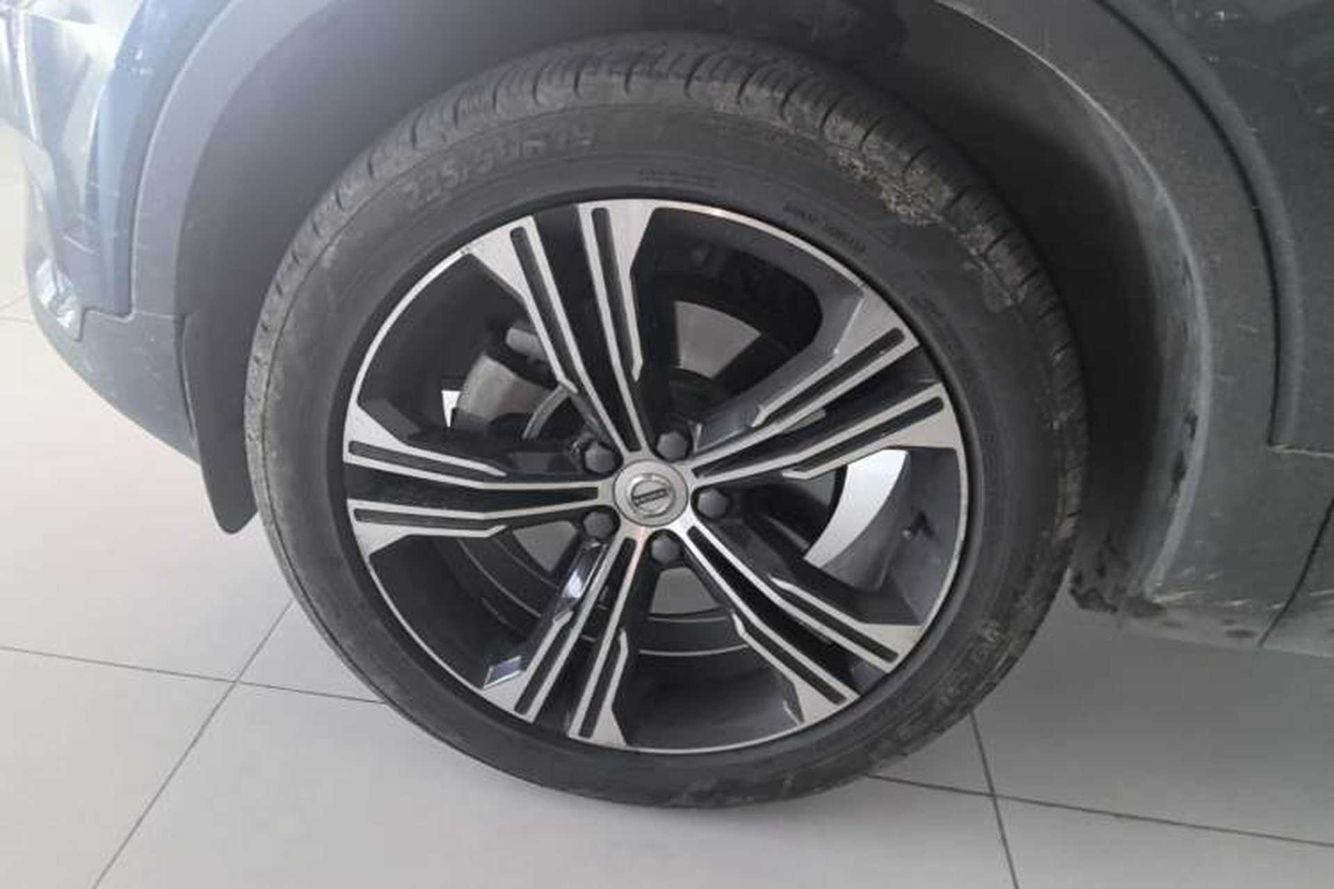 Used Volvo XC40 2020 T4 Four-Wheel Drive Smart Luxury Edition Exterior 4