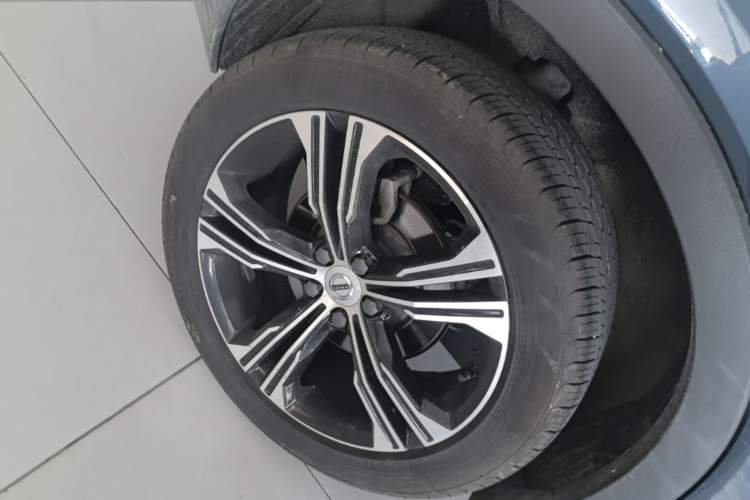 Used Volvo XC40 2020 T4 Four-Wheel Drive Smart Luxury Edition Exterior 5