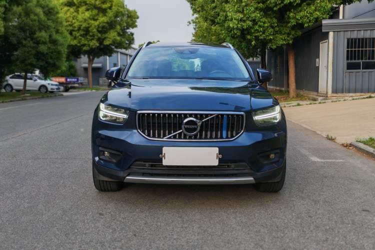Used Volvo XC40 2020 T4 Four-Wheel Drive Smart Luxury Edition Exterior 5