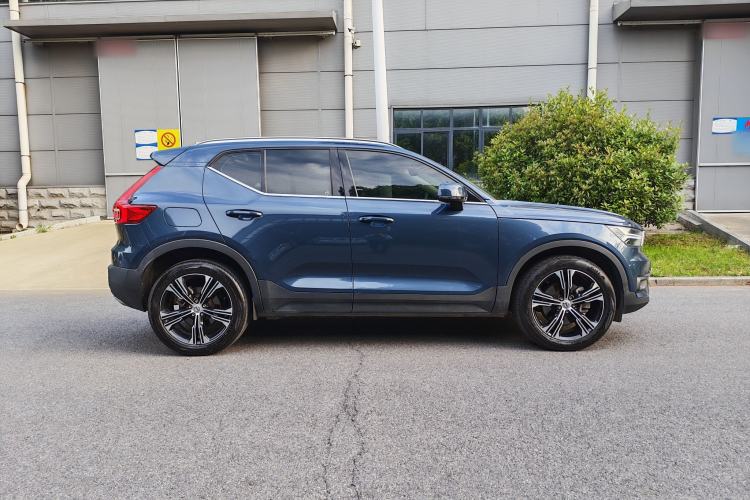 Used Volvo XC40 2020 T4 Four-Wheel Drive Smart Luxury Edition Exterior 6