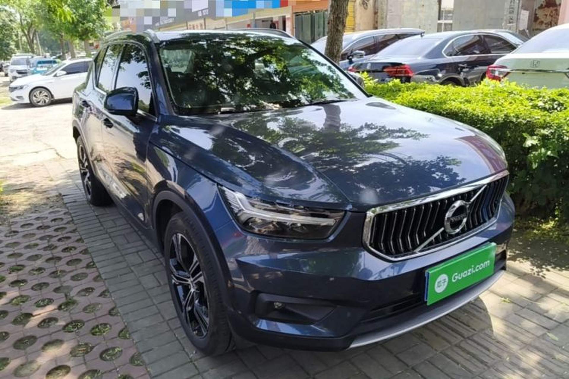 Used Volvo XC40 2020 T4 Four-Wheel Drive Smart Luxury Edition Front Right 45 Deg
