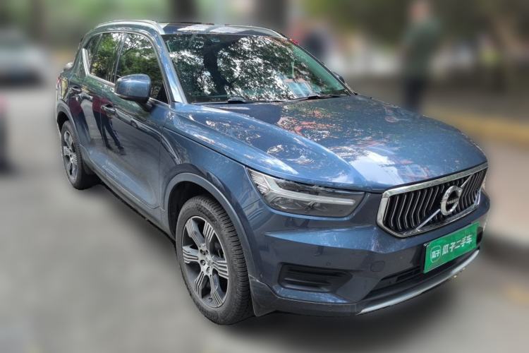 Used Volvo XC40 2020 T3 Zhiyuan Luxury Edition Front Right 45 Deg