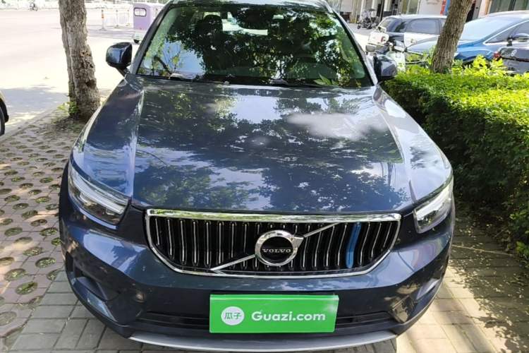 Used Volvo XC40 2020 T4 Four-Wheel Drive Smart Luxury Edition Front