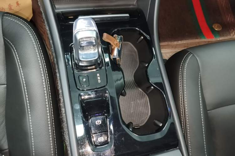 Used Volvo XC40 2020 T4 Four-Wheel Drive Smart Luxury Edition Gear Lever