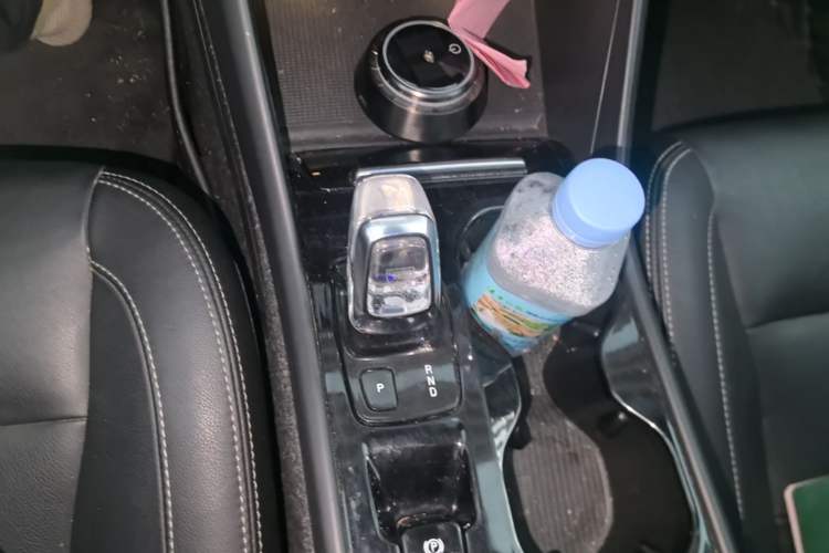 Used Volvo XC40 2020 T4 Four-Wheel Drive Smart Luxury Edition Gear Lever