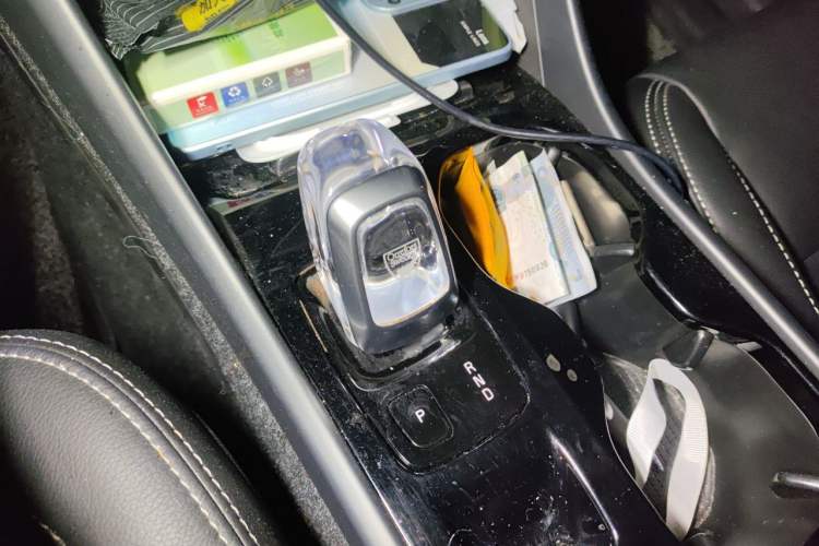 Used Volvo XC40 2020 T4 Four-Wheel Drive Smart Luxury Edition Gear Lever