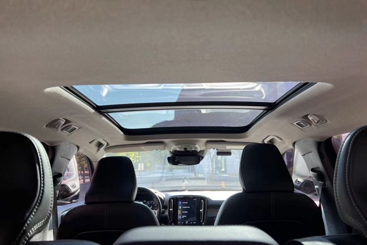 Used Volvo XC40 2020 T4 Four-Wheel Drive Smart Luxury Edition Headliner