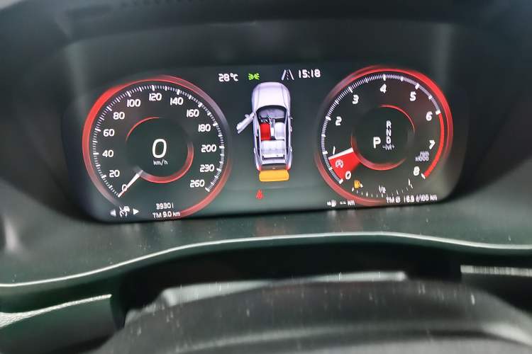 Used Volvo XC40 2020 T4 Four-Wheel Drive Smart & Sporty Edition Instrument Cluster