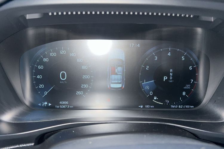 Used Volvo XC40 2020 T4 Four-Wheel Drive Smart Luxury Edition Instrument Cluster