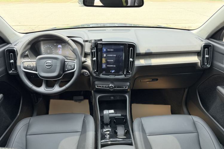 Used Volvo XC40 2020 T3 Zhiyuan Luxury Edition Interior 3