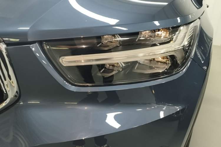Used Volvo XC40 2020 T4 Four-Wheel Drive Smart Luxury Edition Left Front Headlight