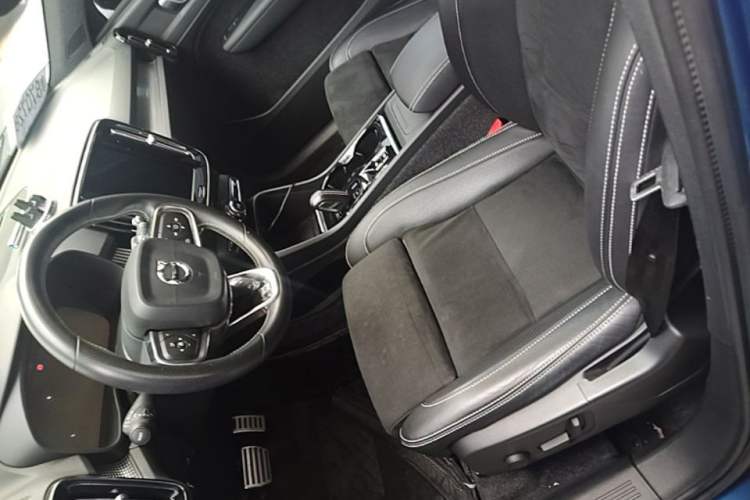 Used Volvo XC40 2020 T4 Four-Wheel Drive Smart & Sporty Edition Left Front Seat