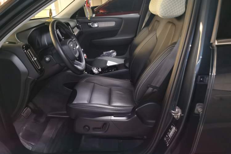 Used Volvo XC40 2020 T4 Four-Wheel Drive Smart & Sporty Edition Left Front Seat