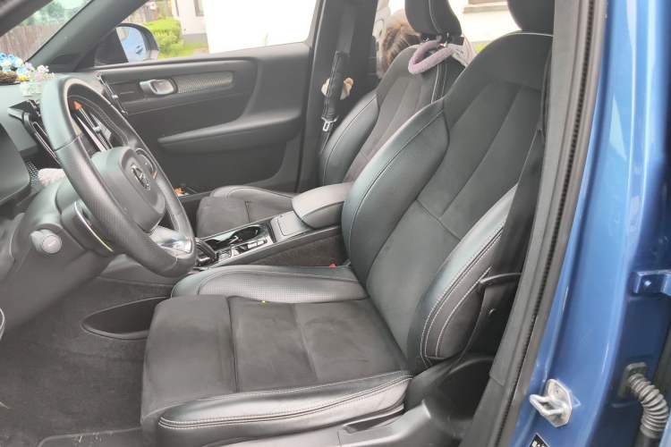Used Volvo XC40 2020 T5 4x4 Zhiya Sport Edition Left Front Seat