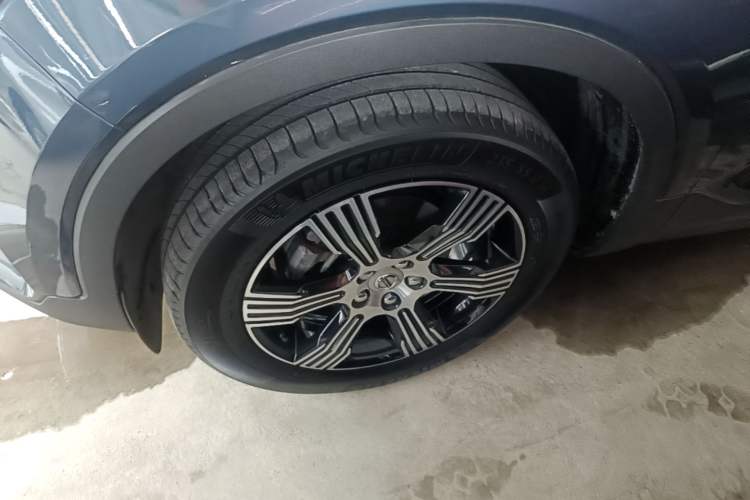 Used Volvo XC40 2020 T3 Zhiyuan Luxury Edition Left Front Wheel Hub