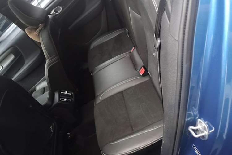 Used Volvo XC40 2020 T4 Four-Wheel Drive Smart & Sporty Edition Left Rear Seat