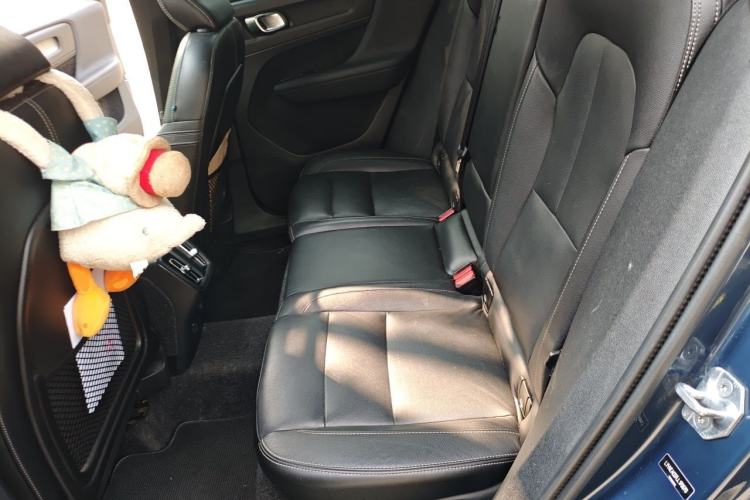 Used Volvo XC40 2020 T4 Four-Wheel Drive Smart Luxury Edition Left Rear Seat