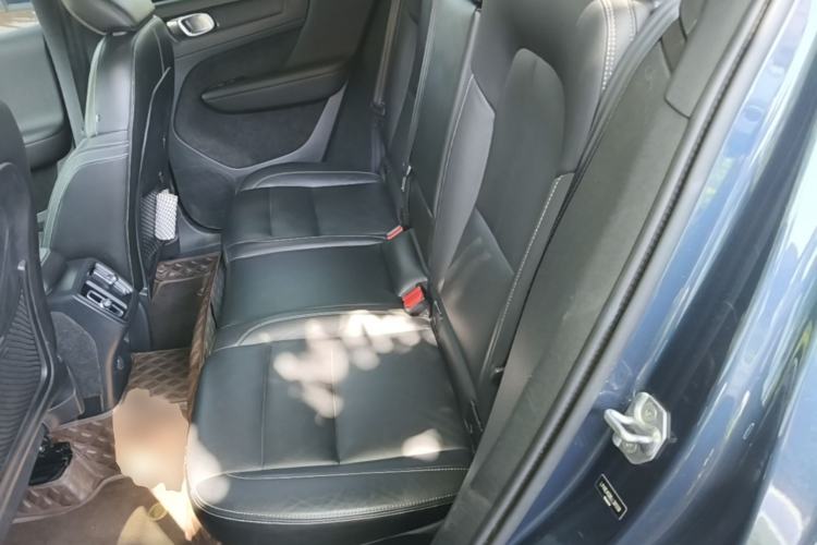 Used Volvo XC40 2020 T4 Four-Wheel Drive Smart Luxury Edition Left Rear Seat