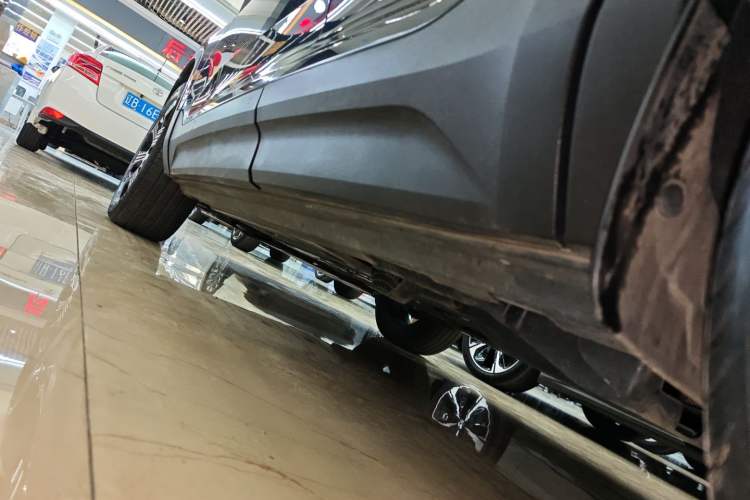Used Volvo XC40 2020 T3 Zhiyuan Luxury Edition Left Side Sill