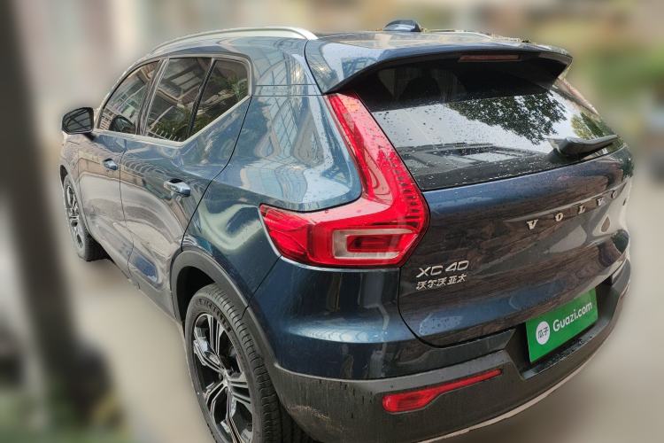 Used Volvo XC40 2020 T4 Four-Wheel Drive Smart Luxury Edition Rear Left 45 Deg