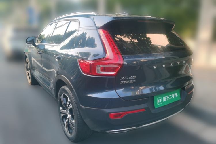 Used Volvo XC40 2020 T4 Four-Wheel Drive Smart Luxury Edition Rear Left 45 Deg