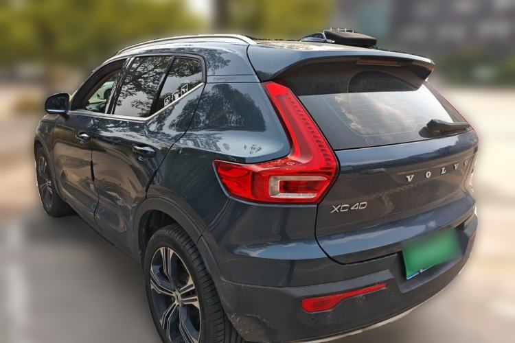 Used Volvo XC40 2020 T4 Four-Wheel Drive Smart Luxury Edition Rear Left 45 Deg