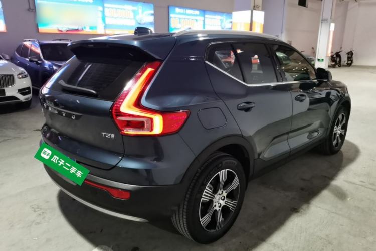 Used Volvo XC40 2020 T3 Smart & Stylish Edition Rear Right 45 Deg