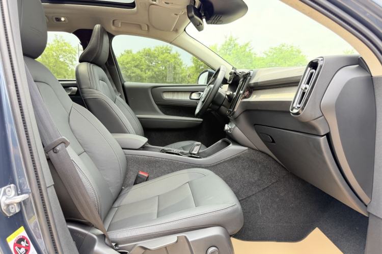 Used Volvo XC40 2020 T3 Zhiyuan Luxury Edition Right Front Seat