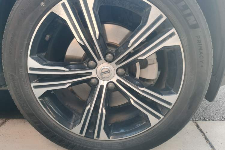 Used Volvo XC40 2020 T4 Four-Wheel Drive Smart Luxury Edition Right Front Wheel Hub