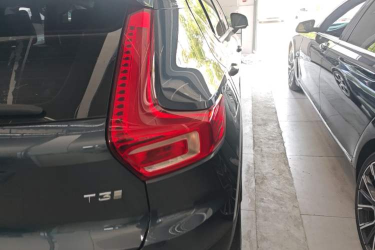 Used Volvo XC40 2020 T3 Zhiyuan Luxury Edition Right Rear Taillight